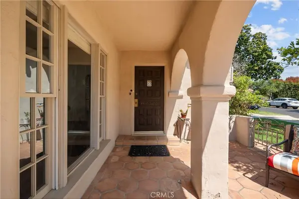 2113 Midvale AVE, Los Angeles, CA 90025
