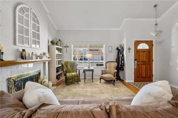 25811 Mendoza DR, Valencia, CA 91355