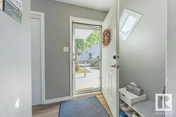 #47 15710 BEAUMARIS RD NW, Edmonton, AB T5X 5E2