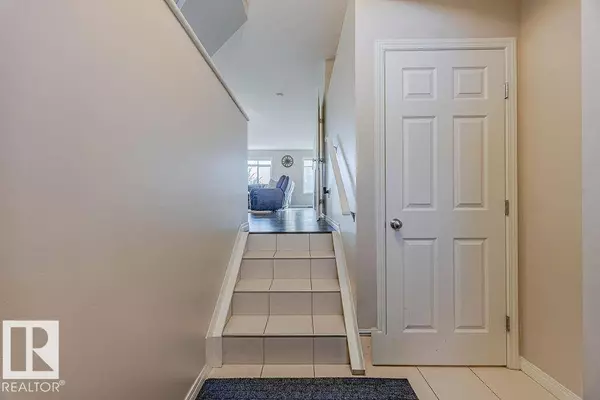 #66 7503 GETTY GATE GA NW, Edmonton, AB T5T 4S8