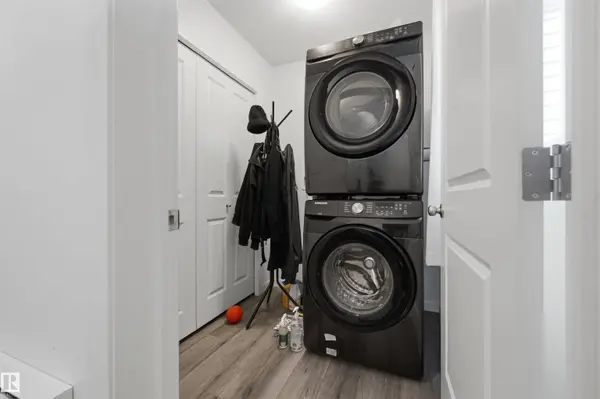 1246 ASTER BV NW, Edmonton, AB T6T 2N8