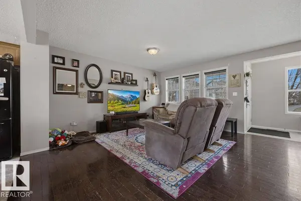 4618 TURNER SQUARE SQ NW, Edmonton, AB T6R 3H3