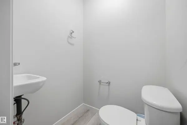 #102 1530 TAMARACK BV NW, Edmonton, AB T6T 2E6