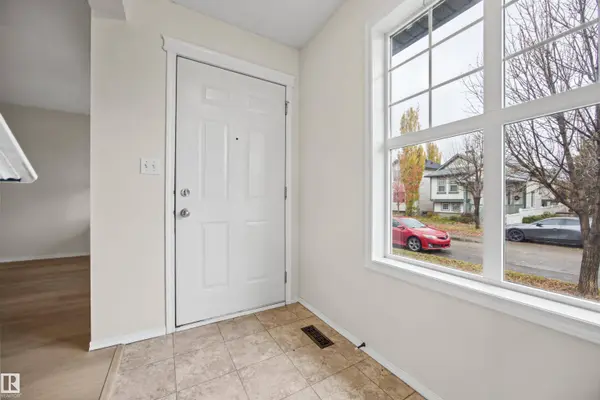 4618 TURNER SQUARE SQ NW, Edmonton, AB T6R 3H3