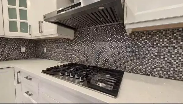 44 Andy CRES, Vaughan, ON L4H 1C5