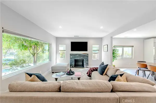 507 N Formosa, Los Angeles, CA 90036