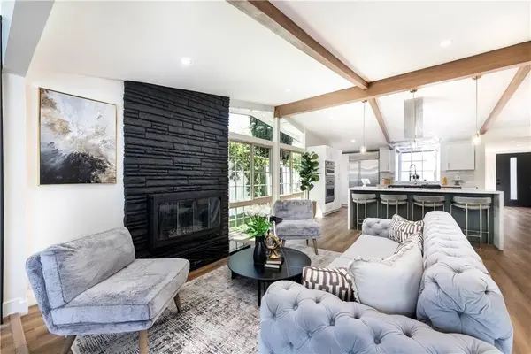 22838 Epsilon ST, Woodland Hills, CA 91364