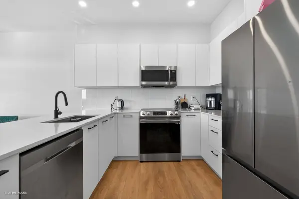 15255 Sitka DR #101, Surrey, BC V3S 0B1