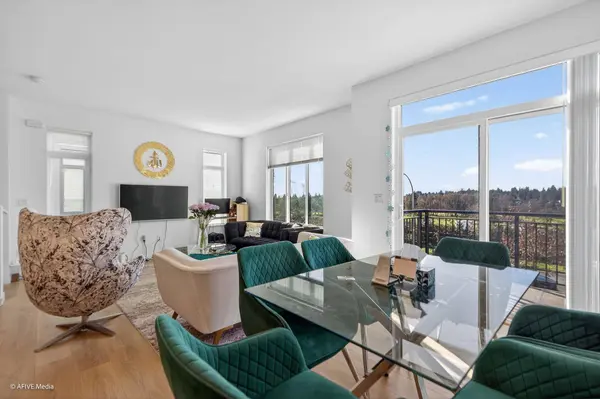 15255 Sitka DR #101, Surrey, BC V3S 0B1