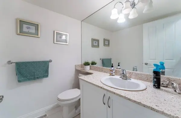 12040 68 AVE #146, Surrey, BC V3W 1P5
