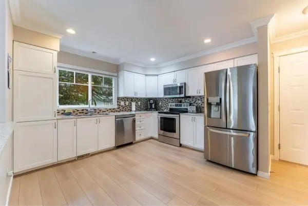 12040 68 AVE #146, Surrey, BC V3W 1P5