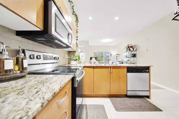 13789 107a AVE #309, Surrey, BC V3T 0B8