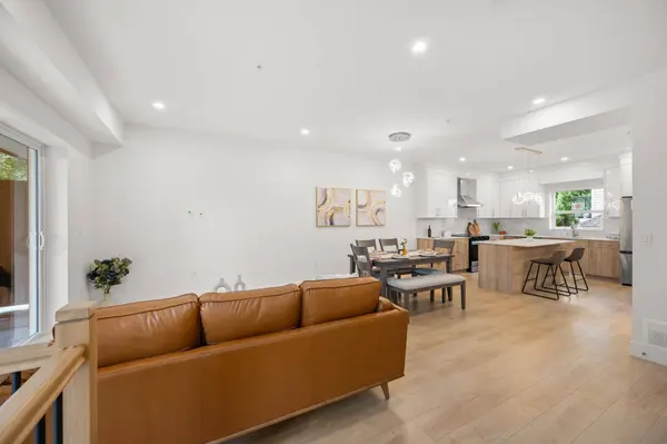 2258 Kelly AVE #3, Port Coquitlam, BC V3C 1X9