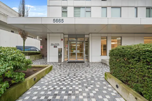 5665 Boundary RD #2810, Vancouver, BC V5R 0E4