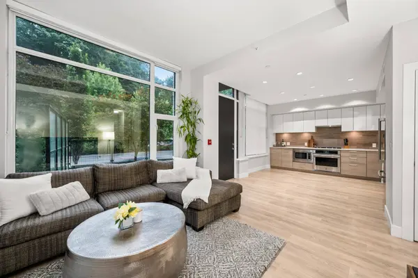 3482 Marine WAY, Vancouver, BC V5S 0H1