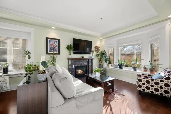 720 W 68th AVE, Vancouver, BC V6P 2T9
