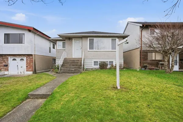 2625 E 21st AVE, Vancouver, BC V5M 4E8