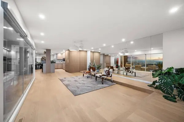 4863 Cambridge ST, Burnaby, BC V5C 1H9