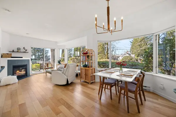 177 W 5th ST #103, North Vancouver, BC V7M 1J6