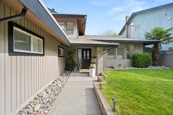 11473 Royal CRES, Surrey, BC V3V 6V5