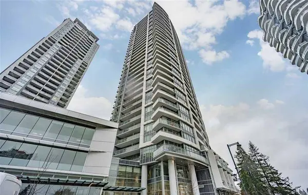 13308 Central AVE #705, Surrey, BC V3T 0M4