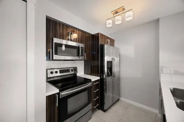 22318 Lougheed HWY #503, Maple Ridge, BC V2X 2T4