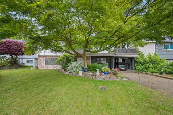 5910 135 ST, Surrey, BC V3X 1K9