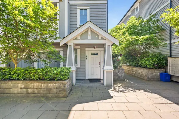 13239 Old Yale RD #85, Surrey, BC V3T 3C5