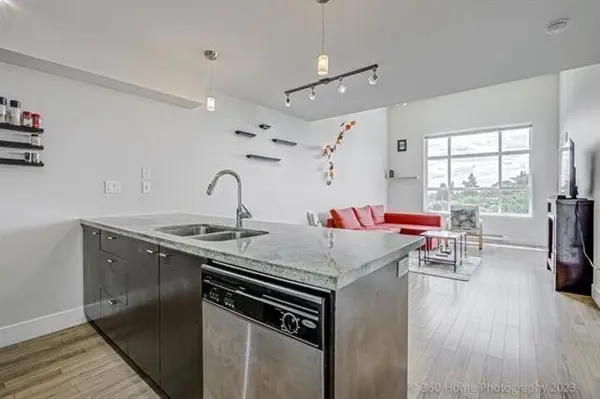 7445 120 ST #403, Delta, BC V4C 0B3