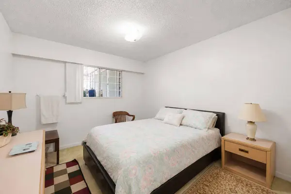1457 SE Marine DR, Vancouver, BC V5P 2R3
