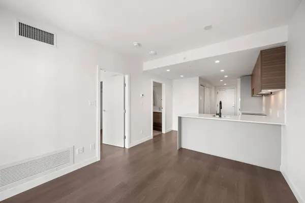13745 George Junction #2908, Surrey, BC V3T 0V8