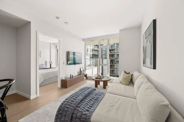 7418 Paulson ST #602, Vancouver, BC V6P 0K2