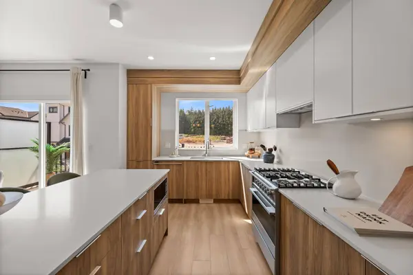 16487 89 AVE #85, Surrey, BC V4N 1A2
