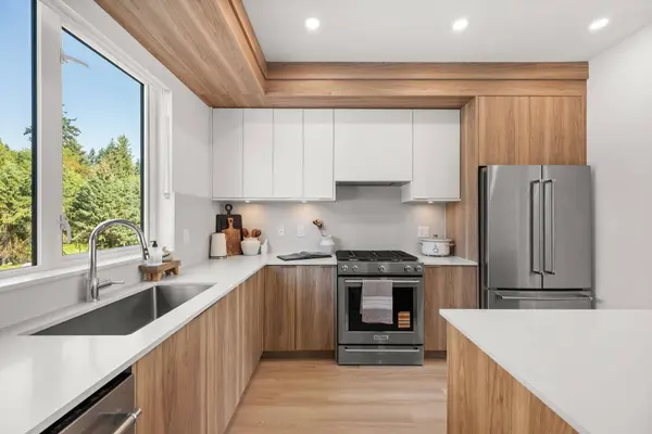 16487 89 Ave #75, Surrey, BC V4N 1A2