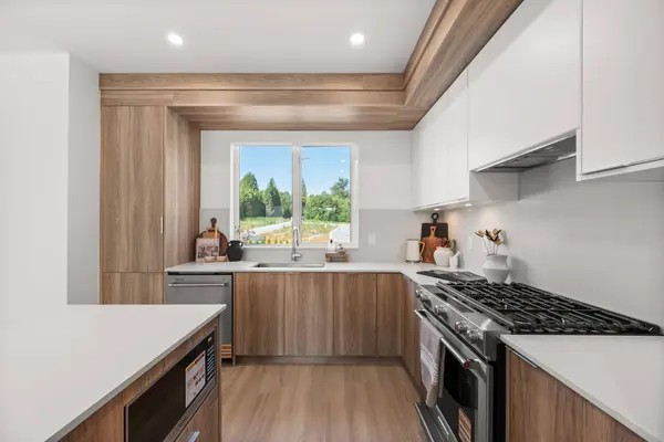 16487 89 Ave #75, Surrey, BC V4N 1A2