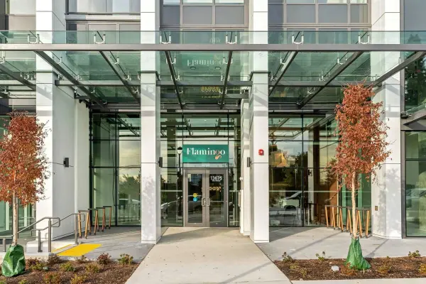 13675 107a AVE #1605, Surrey, BC V3T 0X3