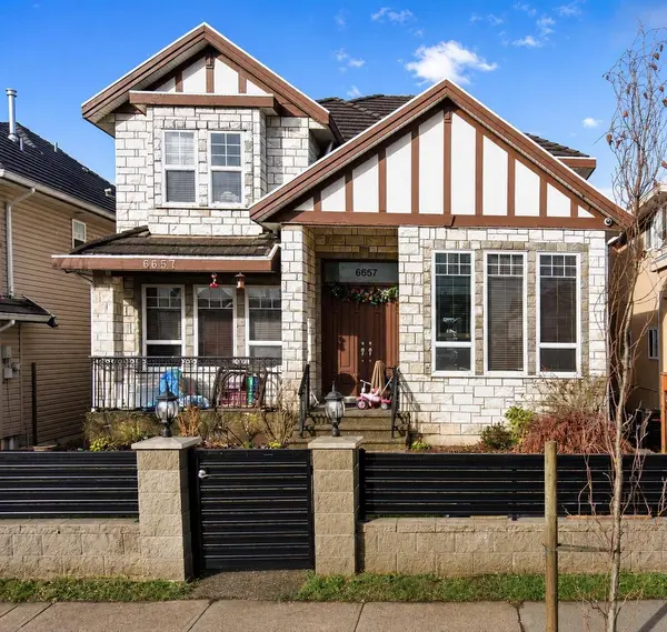 6657 128 ST, Surrey, BC V3W 4C8