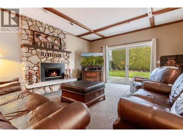 1638 Pritchard Drive, West Kelowna, BC V4T1X3