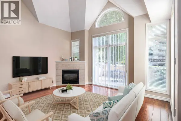 1128 Sunset DR #102, Kelowna, BC V1Y9W1