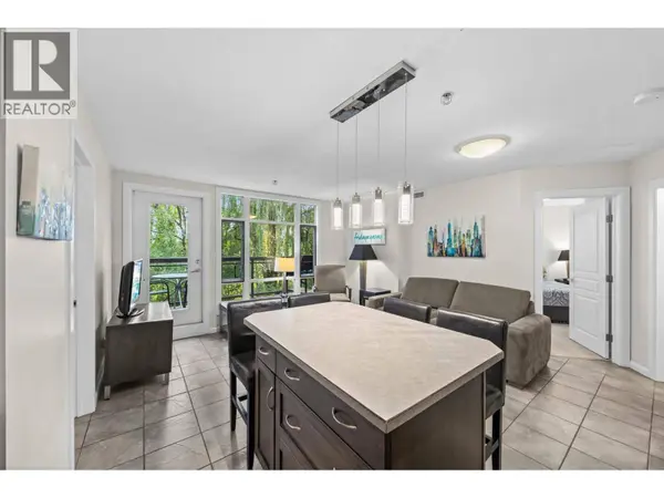 654 COOK RD #250, Kelowna, BC V1W3G7