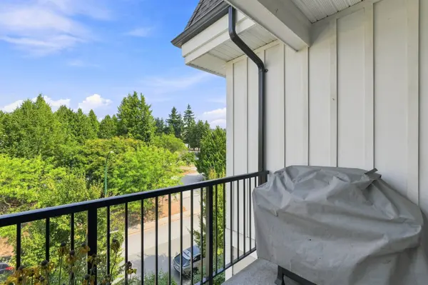 828 Gauthier AVE #411, Coquitlam, BC V3K 1R9