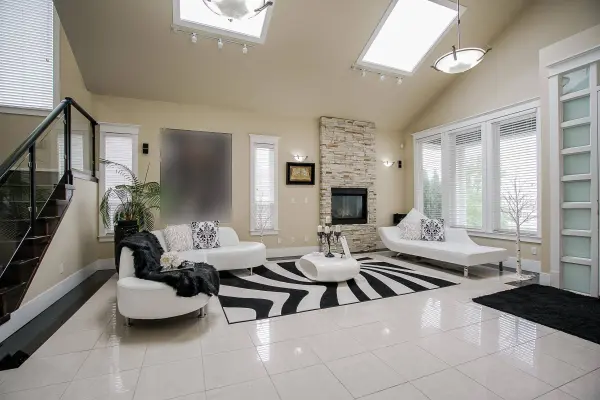 15075 70a AVE, Surrey, BC V3S 2E2