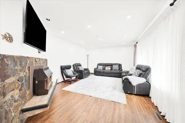 23179 16 AVE, Langley, BC V2Z 1K7