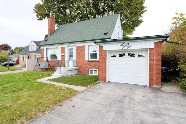 825 North Service RD, Mississauga, ON L4Y 1A2