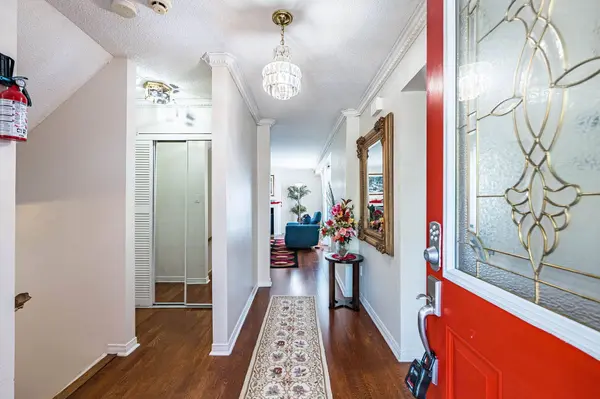 1157 Kos BLVD, Mississauga, ON L5J 4L3