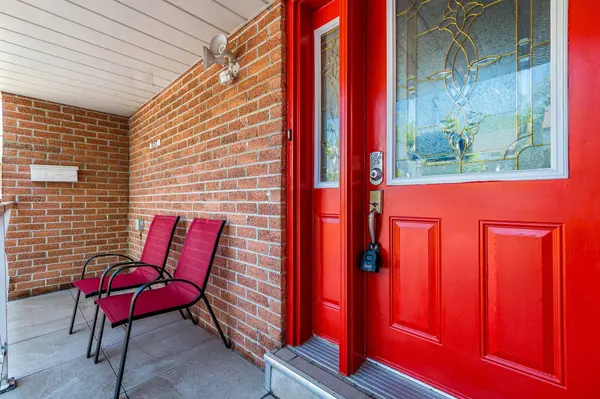 1157 Kos BLVD, Mississauga, ON L5J 4L3