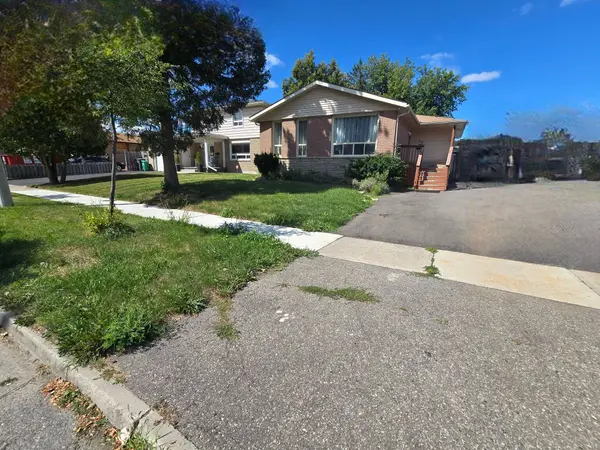 46 Reigate AVE