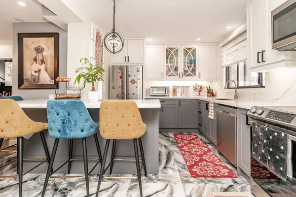 52 Charters RD, Brampton, ON L6V 2S5