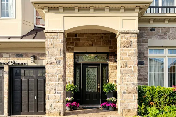 5 Natural TER, Brampton, ON L6Y 6A5