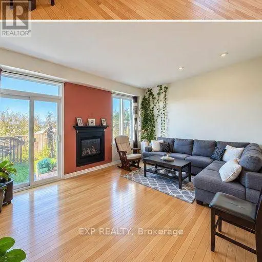 160 FLAT SEDGE CRESCENT, Ottawa, ON K1T0G9